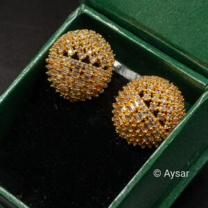 AD studs gold