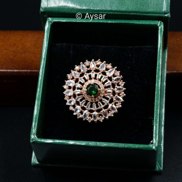 AD fingerring green stone with white stone - Image 2