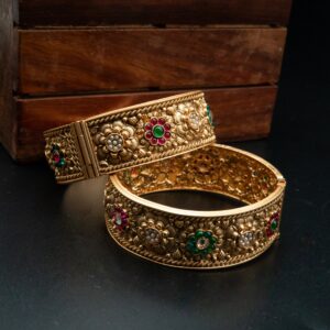 Hand antique bangle 3